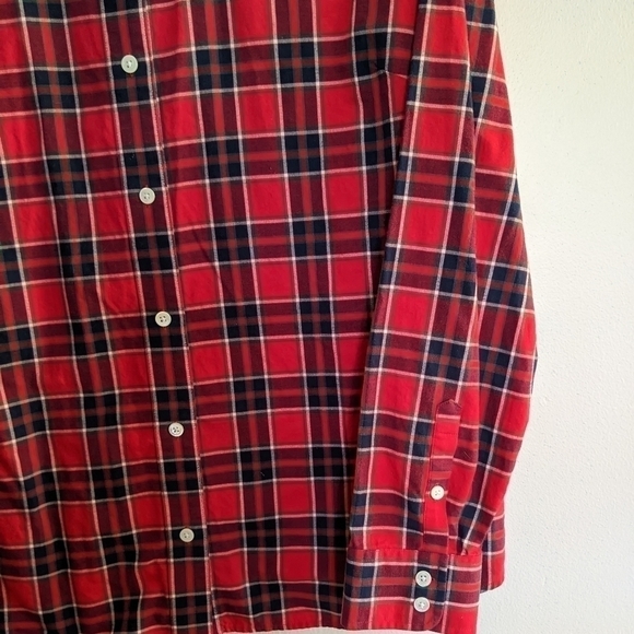 Vineyard Vines Red Plaid Weekend Button Down Cotton Shirt Size 16 - Picture 2 of 7